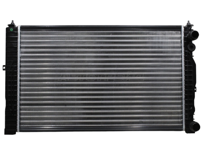 Радиатор Audi A4 94-01 / A6 97-05