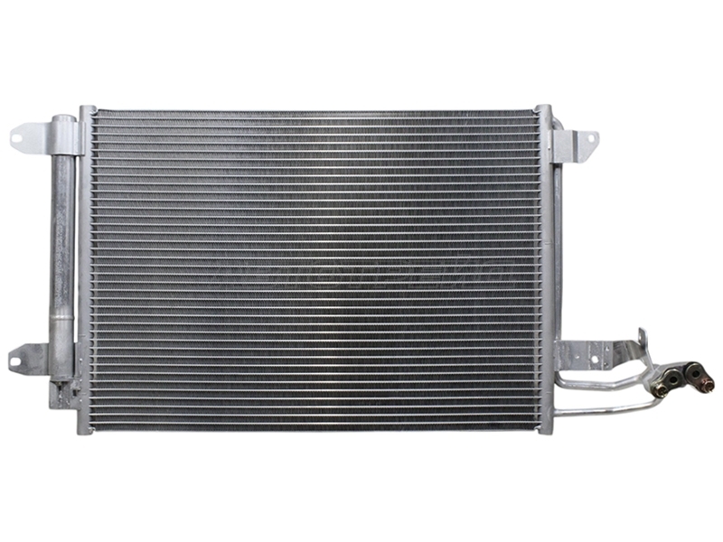 Радиатор кондиционера Audi A3 96-13 / Skoda Octavia 96-13
