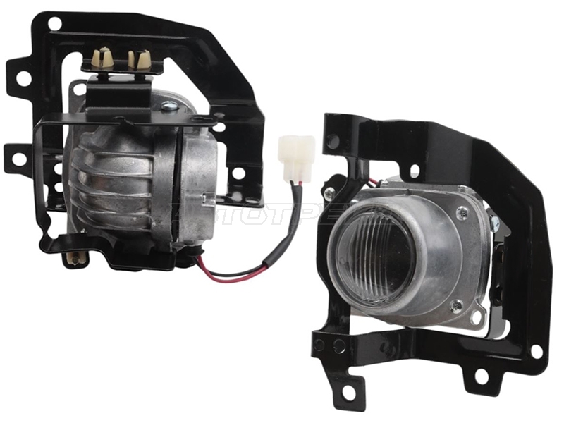 Фара противотуманная (Слева) Mitsubishi Lancer 02-10 / Lancer Cedia 00-03