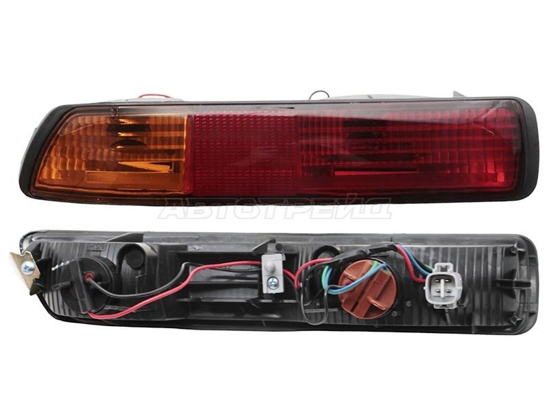 Фонарь в задний бампер Mitsubishi Pajero 99-03 (Справа)