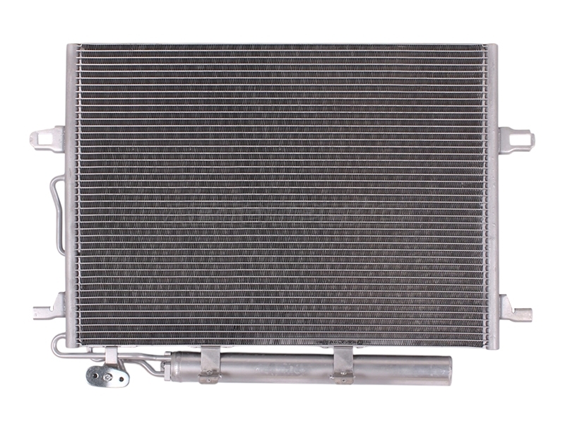 Радиатор кондиционера Mercedes-Benz E-Class 02-09 / CLS-Class 04-10