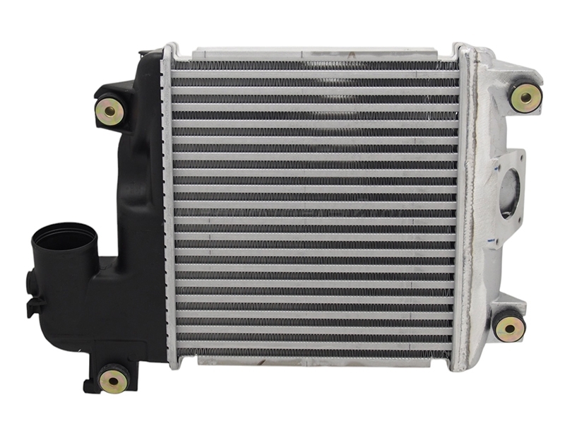 Интеркулер Toyota Hilux Pick Up 04-20 / Fortuner 15-20