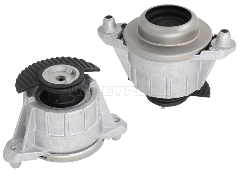 Опора двигателя Mercedes-Benz C-Class 07-15 / E-Class 09-17 (Спереди)