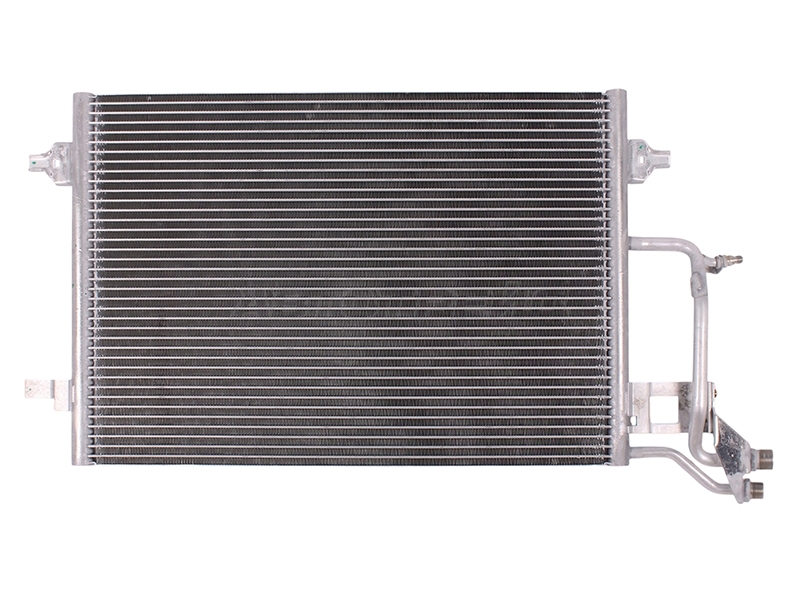 Радиатор кондиционера Audi A4 94-01 / Volkswagen Passat 96-00