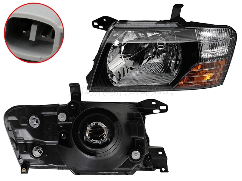 Фара Mitsubishi Pajero 99-03 (Слева/ Галоген/ Ручная регулировка/ черная)