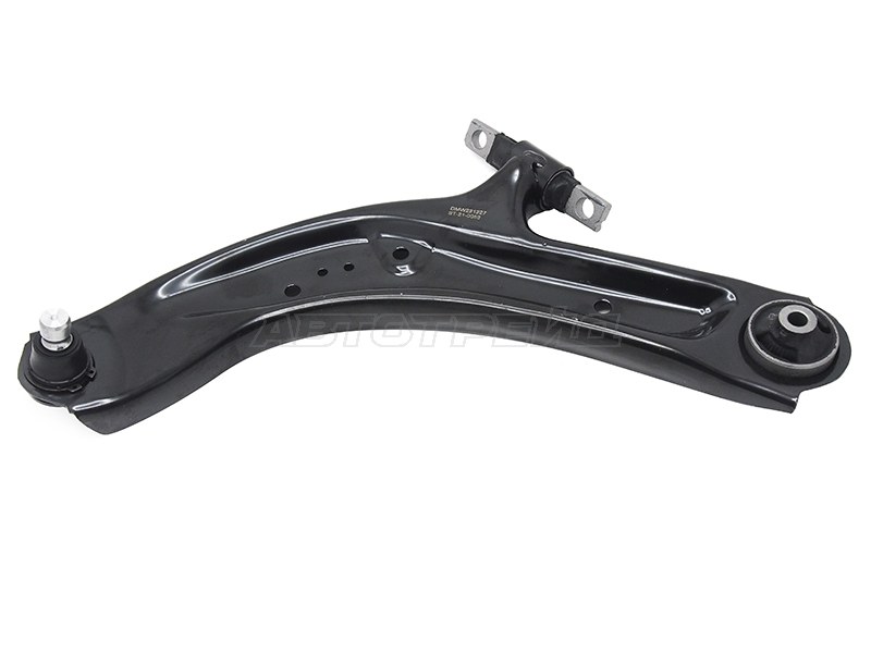 Рычаг подвески Nissan Qashqai 13-22 / X-Trail 13-22