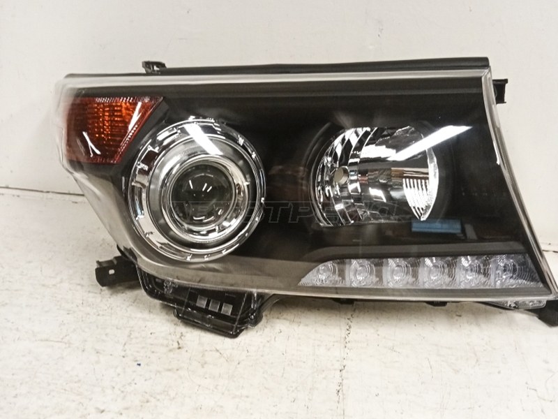 Фара TOYOTA LAND CRUISER 200 07-15 RH черная Brownstone (уценка на 10%)