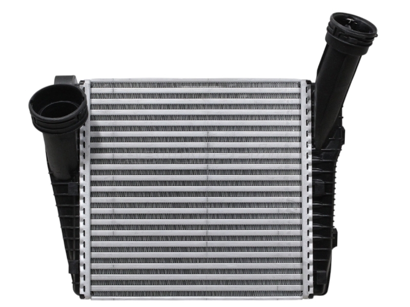 Интеркулер Audi Q7 05-15 / Volkswagen Touareg 02-18