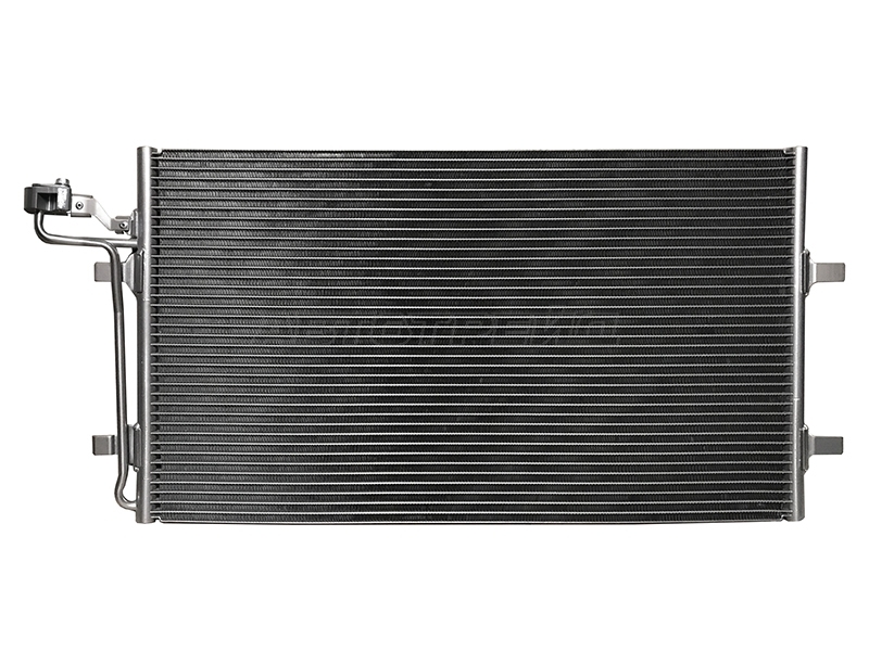 Радиатор кондиционера Volvo C30 06-13 / C70 05-13