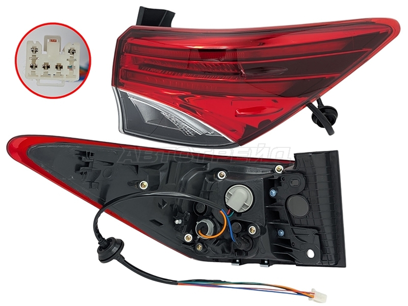 Фонарь задний Toyota Fortuner 15-20 (Справа)