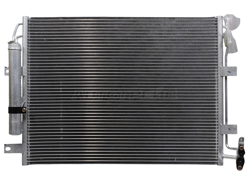 Радиатор кондиционера Land Rover Discovery 09-17 / Range Rover Sport 05-13