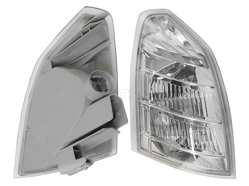 Габарит Nissan X-Trail 00-07 (Справа)
