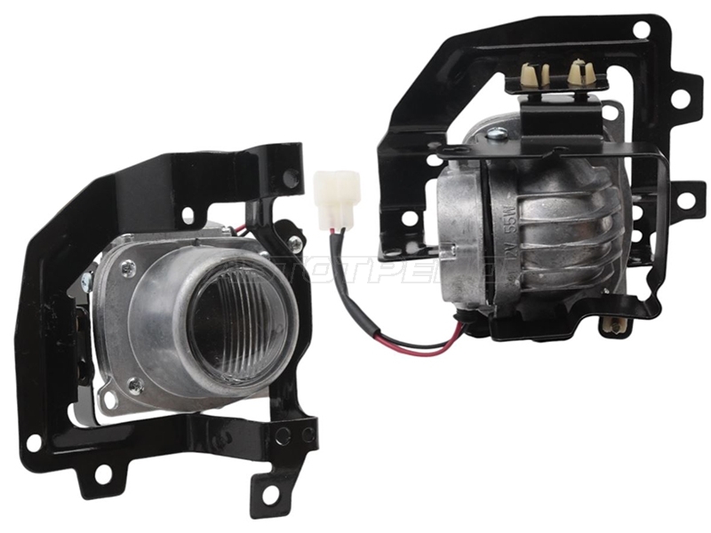Фара противотуманная (Справа) Mitsubishi Lancer 02-10 / Lancer Cedia 00-03