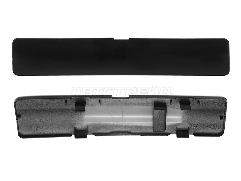 TOYOTA 75631-42010-C2