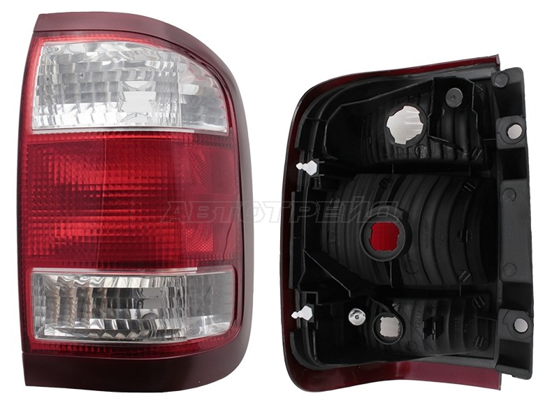 Фонарь задний Nissan Pathfinder 99-02 / Terrano 99-02 (Справа)
