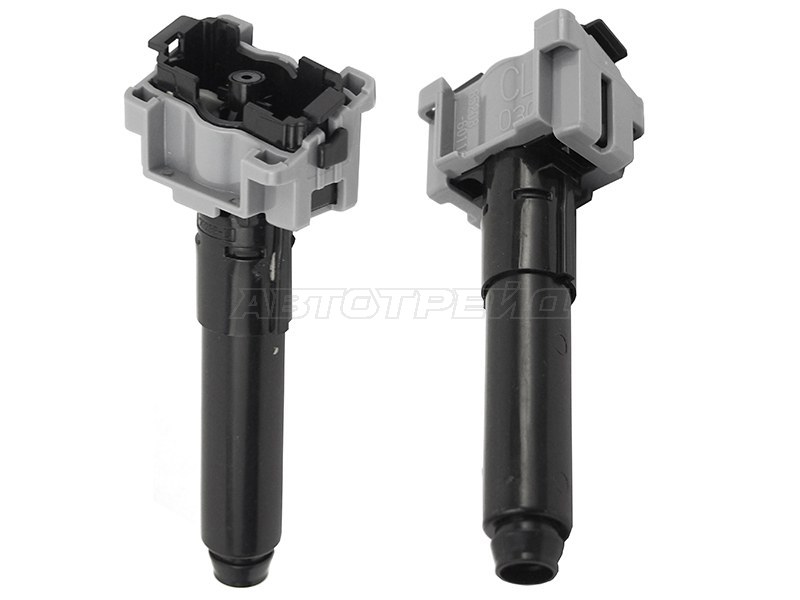 Омыватель фары Toyota Land Cruiser (J200) 15-21 (Справа)