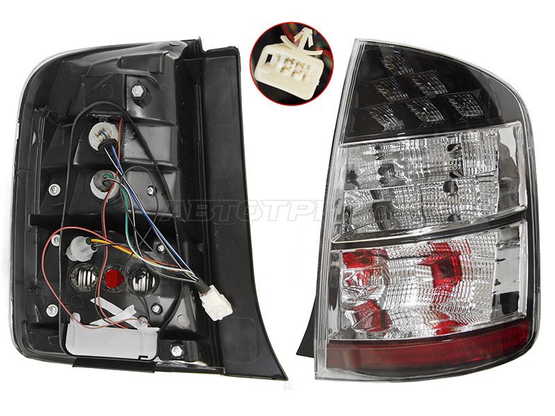 Фонарь задний Toyota Prius (NHW20) 03-05 (Справа)